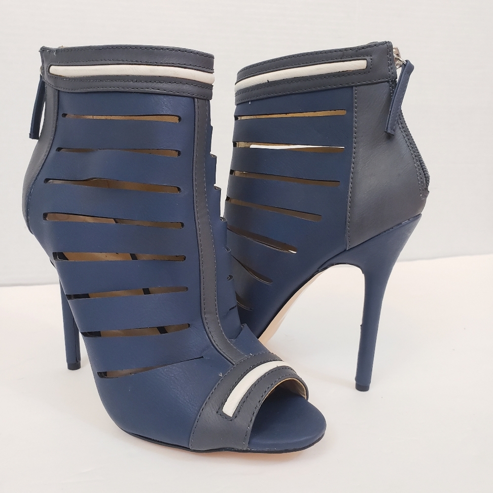 GX Gwen Stefani Naoko Strappy Cutout Stiletto Heel